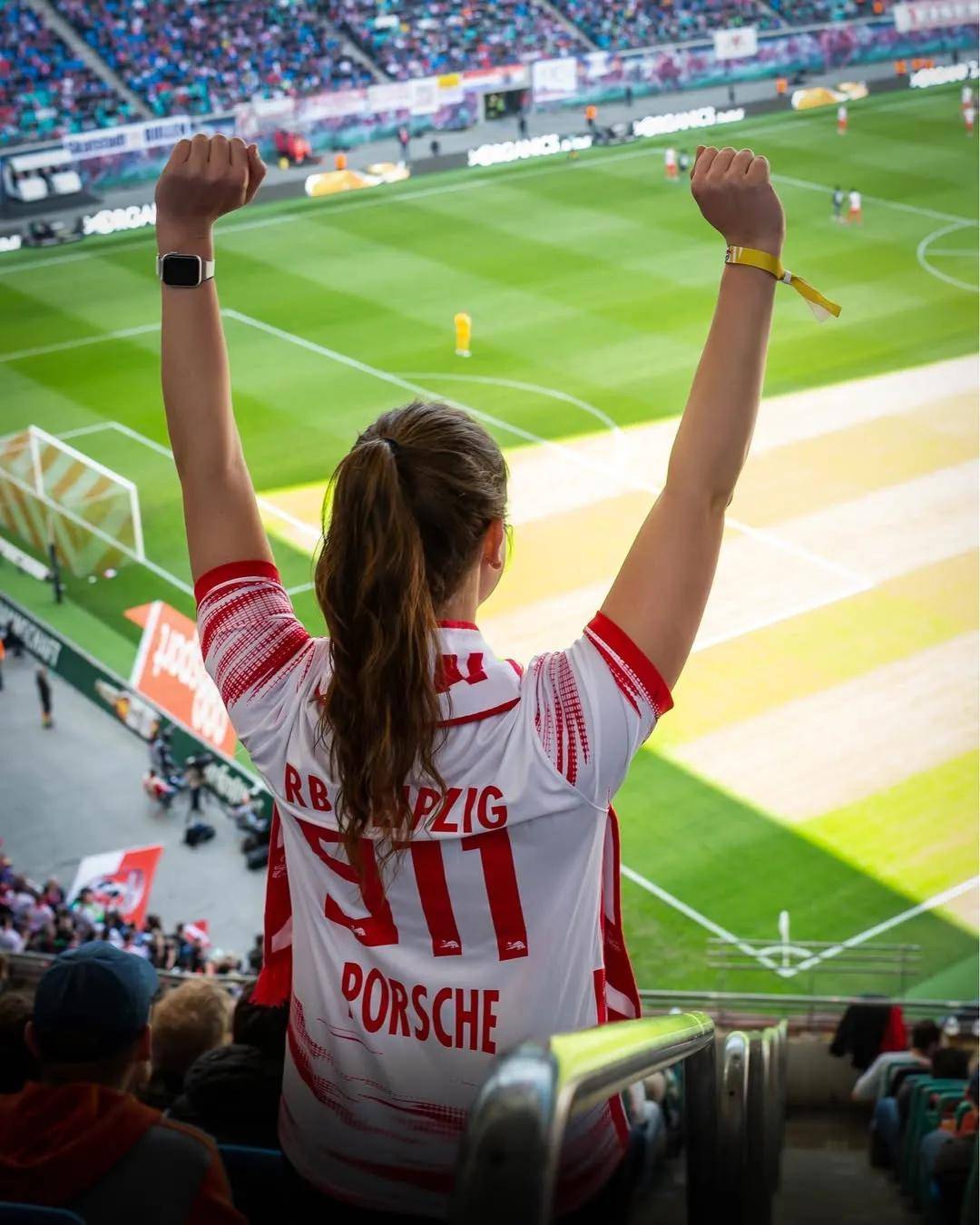 关于莱比锡红牛在比赛中表现出色,轻松获胜的信息 关于莱比锡红牛在比赛中表现出色,轻松获胜的信息