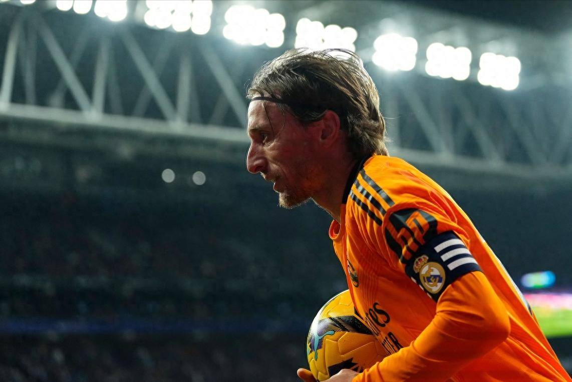 马德里球队队长受伤，球队士气有所波动的简单介绍