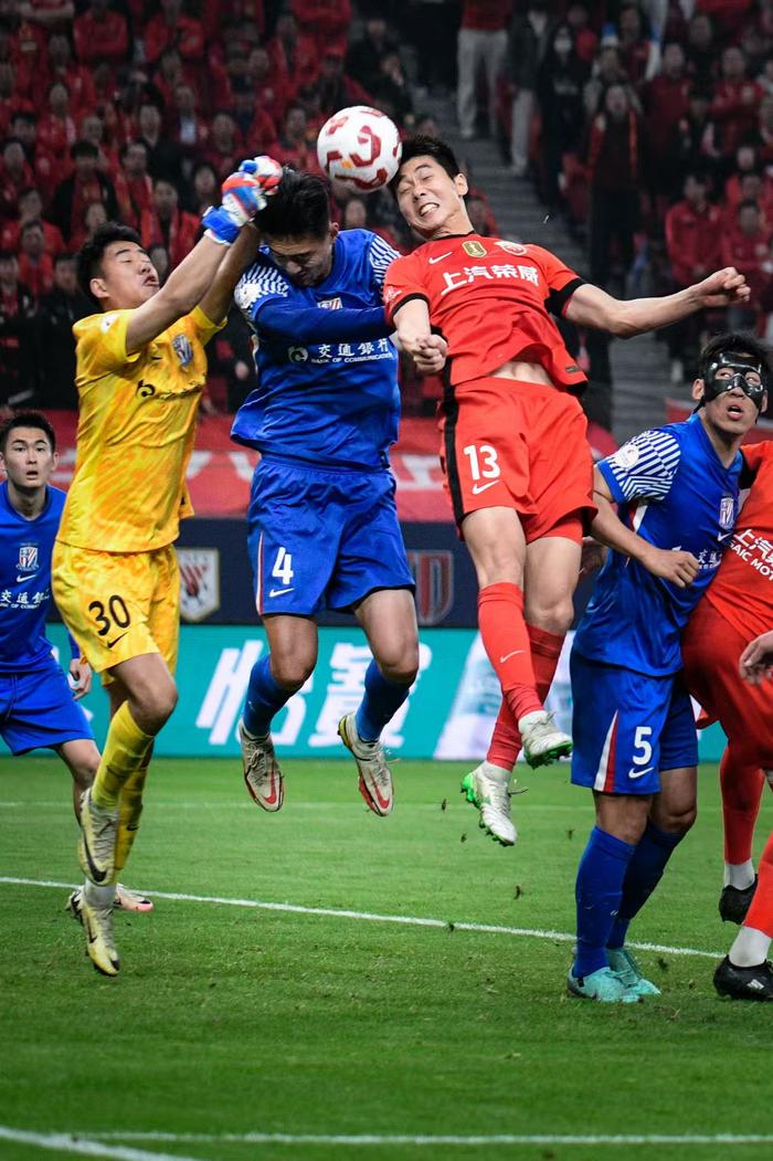 开云体育网页版登录入口-平局对局，球队实力拼抢得分