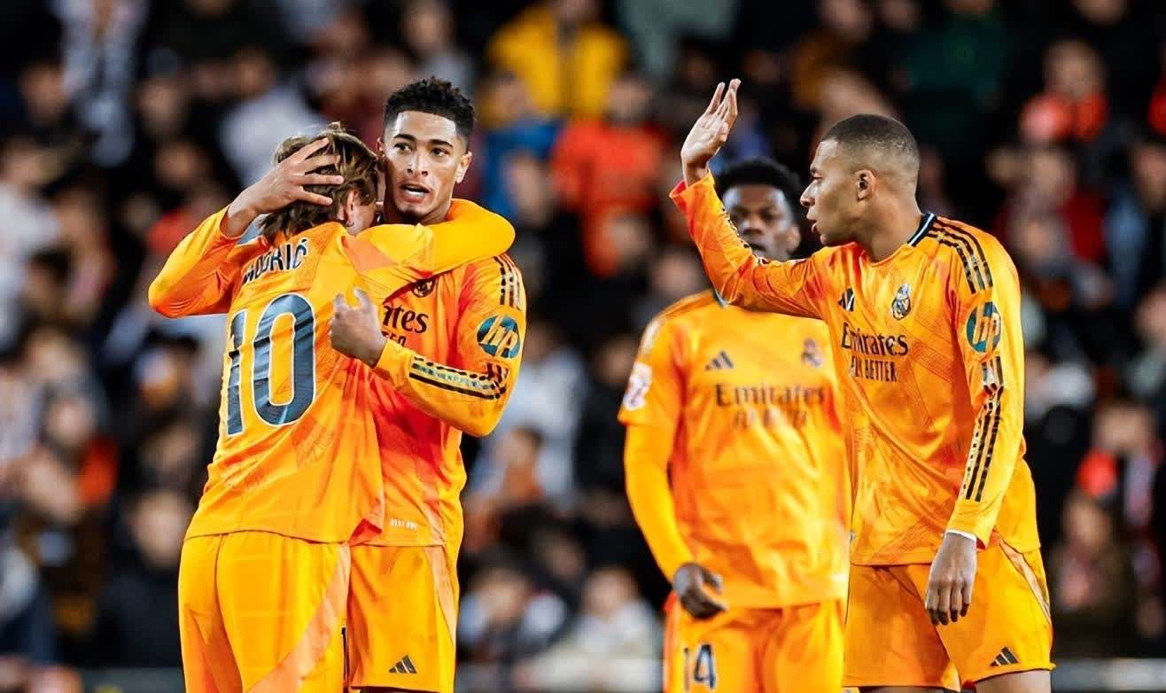 挺进决赛!加纳队与荷兰队携手晋级世界杯半决赛的简单介绍 挺进决赛!加纳队与荷兰队携手晋级世界杯半决赛的简单介绍