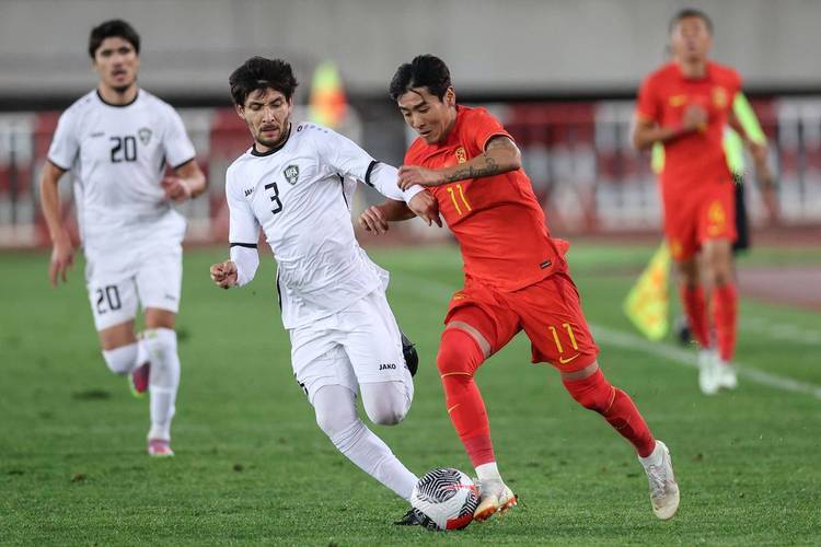 开云体育app-关于阿联酋球队备战下一场比赛，冲击小组第一的信息