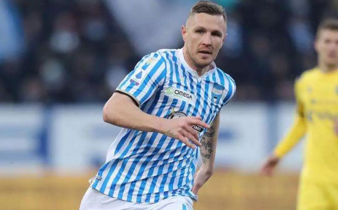 开云体育登录入口-AC费拉拉豪取主场连胜，实力突出