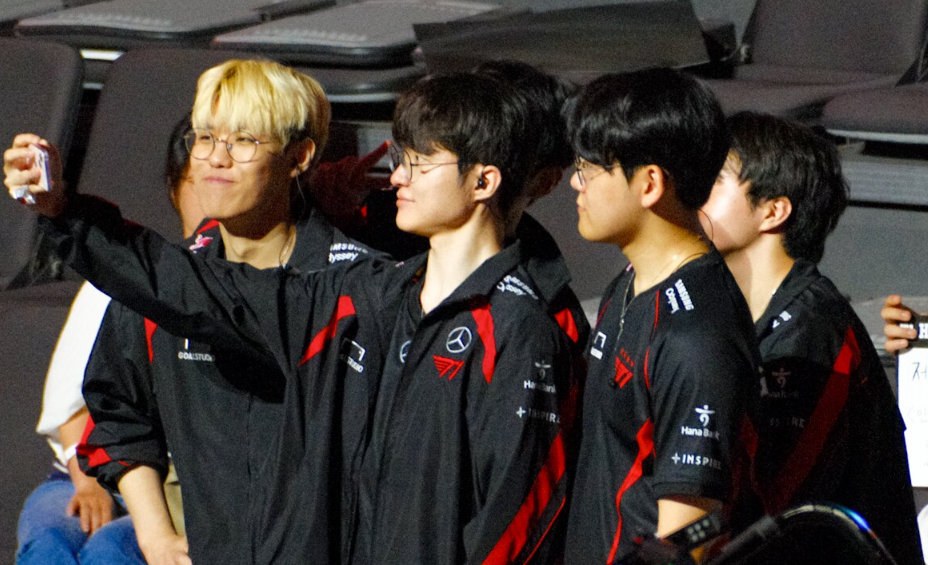 开云体育app-江苏队负于对手，球员集体反思，备战下一场比赛