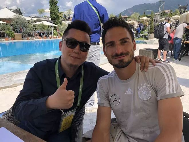 开云体育中国官网-关于篮球名宿出席公益活动，传递正能量的信息