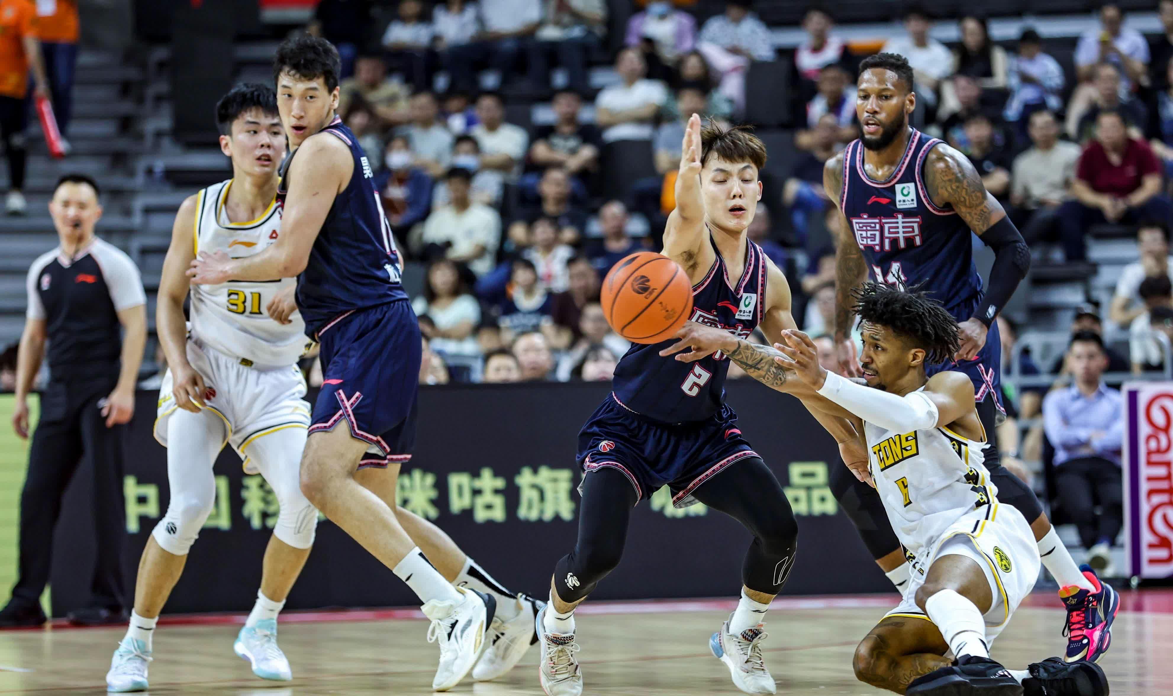 包含深圳队外援受伤，球队实力大受影响的词条