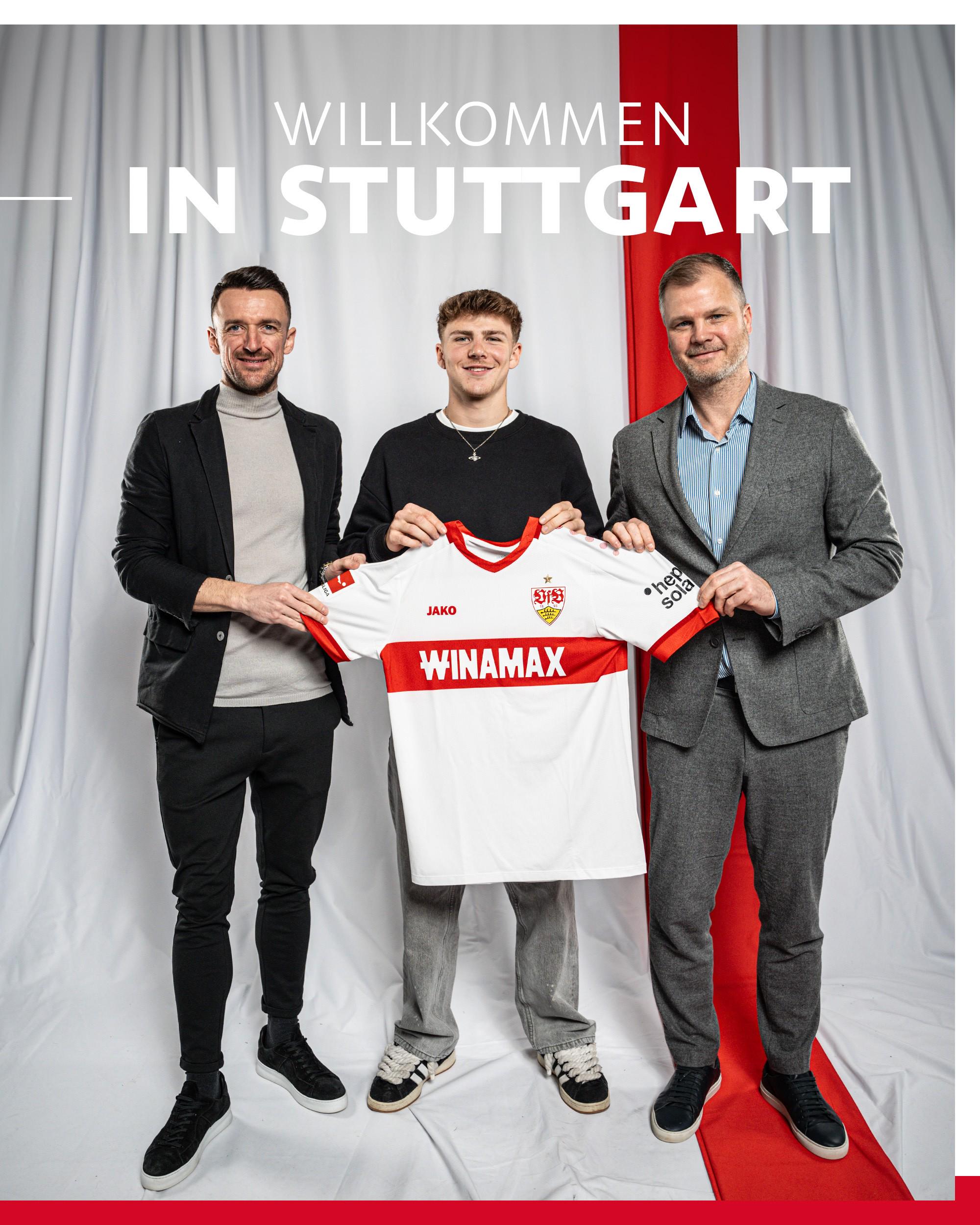 斯图加特队球员参观当地青训学校